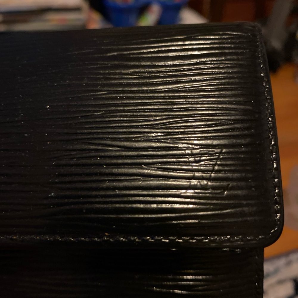 LV Epi wallet